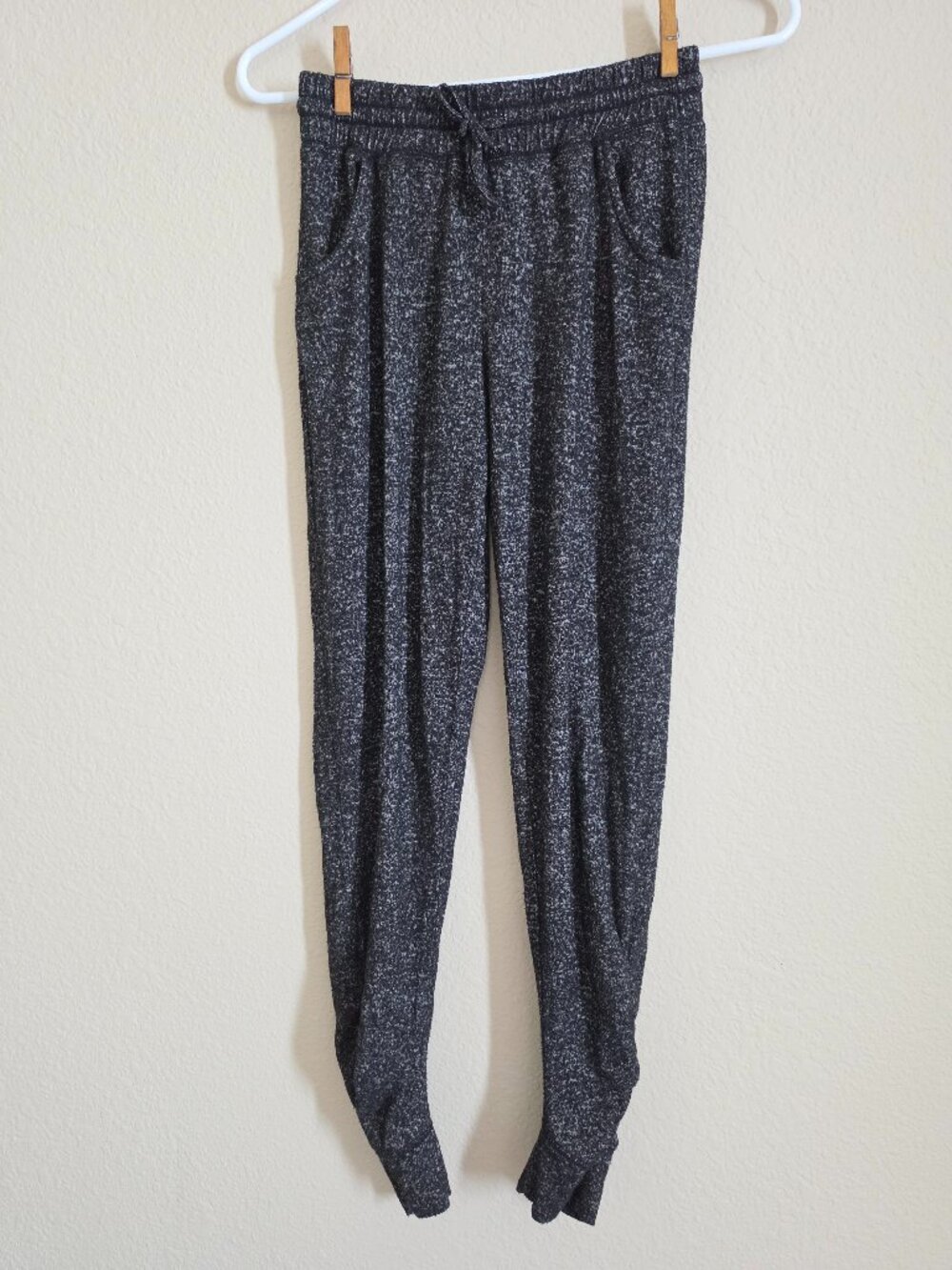 Girls Black Joggers Size L (12-14)